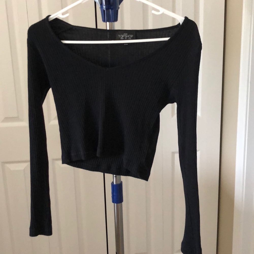 Long sleeve crop top
